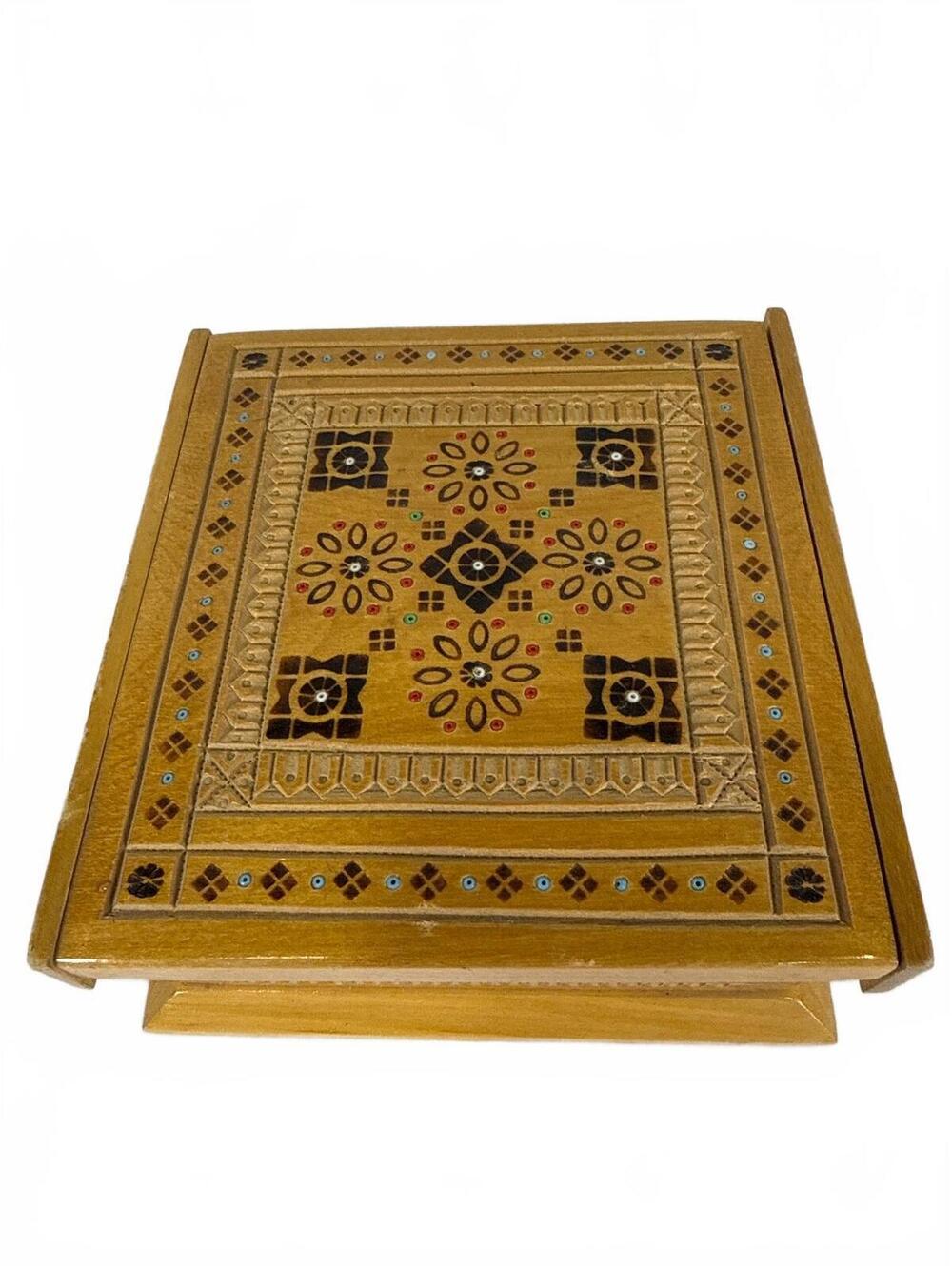 Vintage Handcrafted Wooden Decorative Box with Intricate Inlay